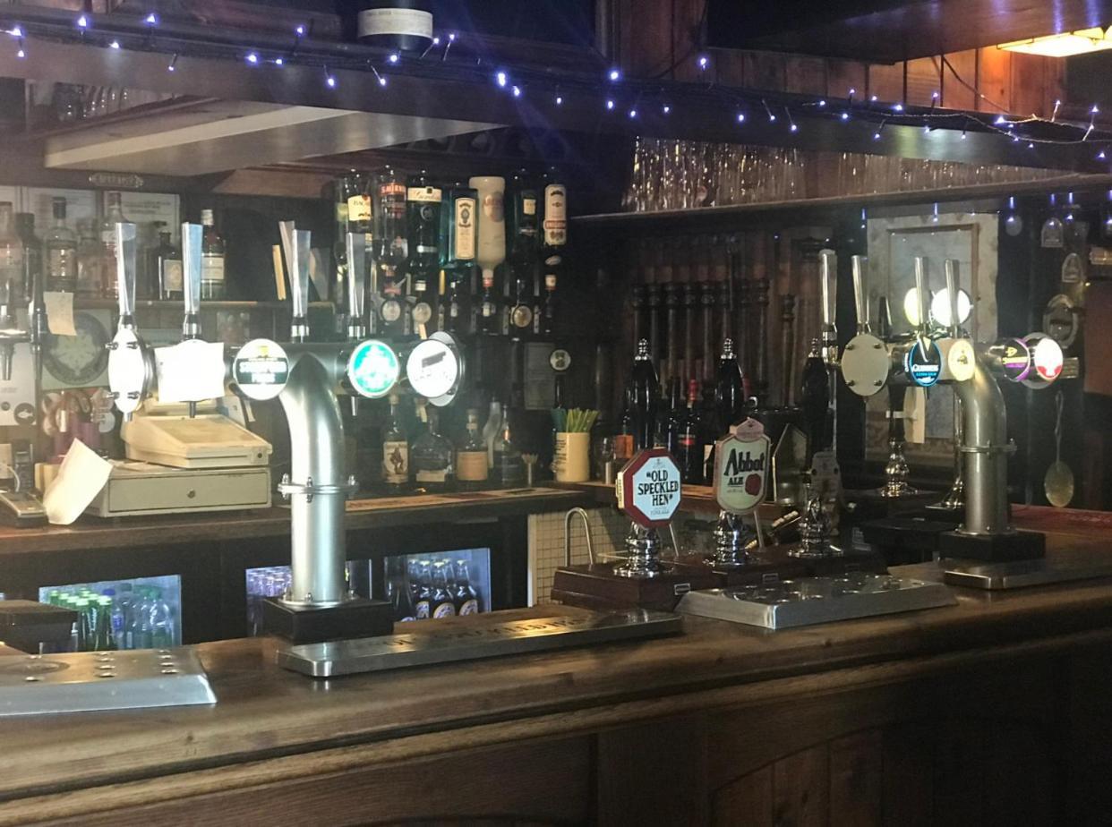 The Dog & Doublet Inn Kingsbury Exteriér fotografie